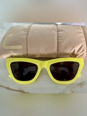 Jenny Bird - Cat eye sunglasses in Lemon